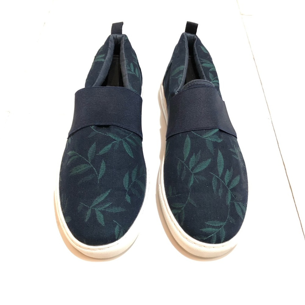Men's Blue Canvas Slip On Sneakers - Picture 2 of 8
